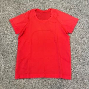 Lululemon Swiftly Tech Short Sleeve Shirt 2.0 Race Length Color Flare Size 6